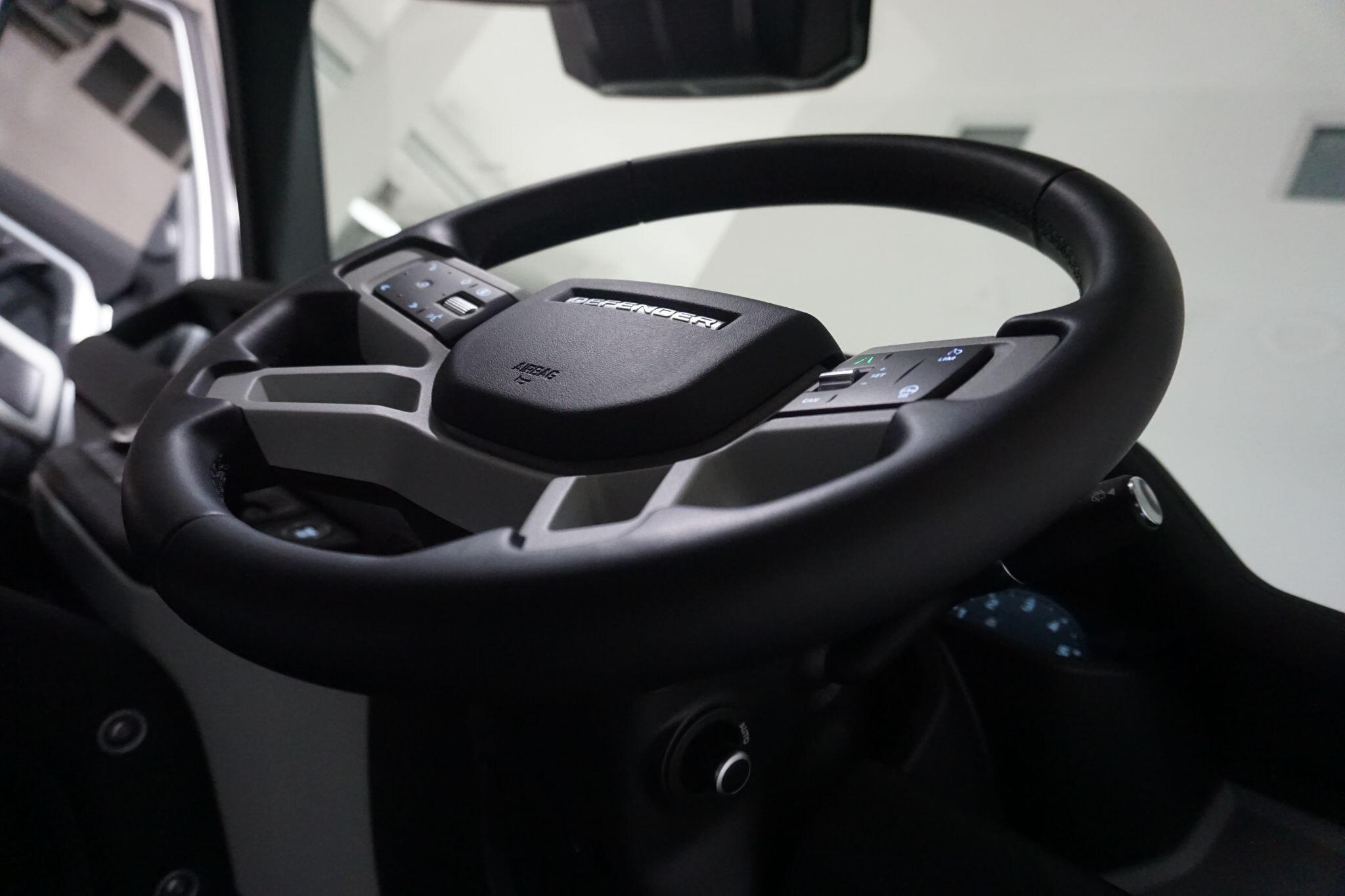 Land Rover Defender 110 2.0 P400e 15.4kWh XS Edition SUV 5dr Petrol Plug-in Hybrid Auto 4WD Euro 6 (s/s) (404 ps)